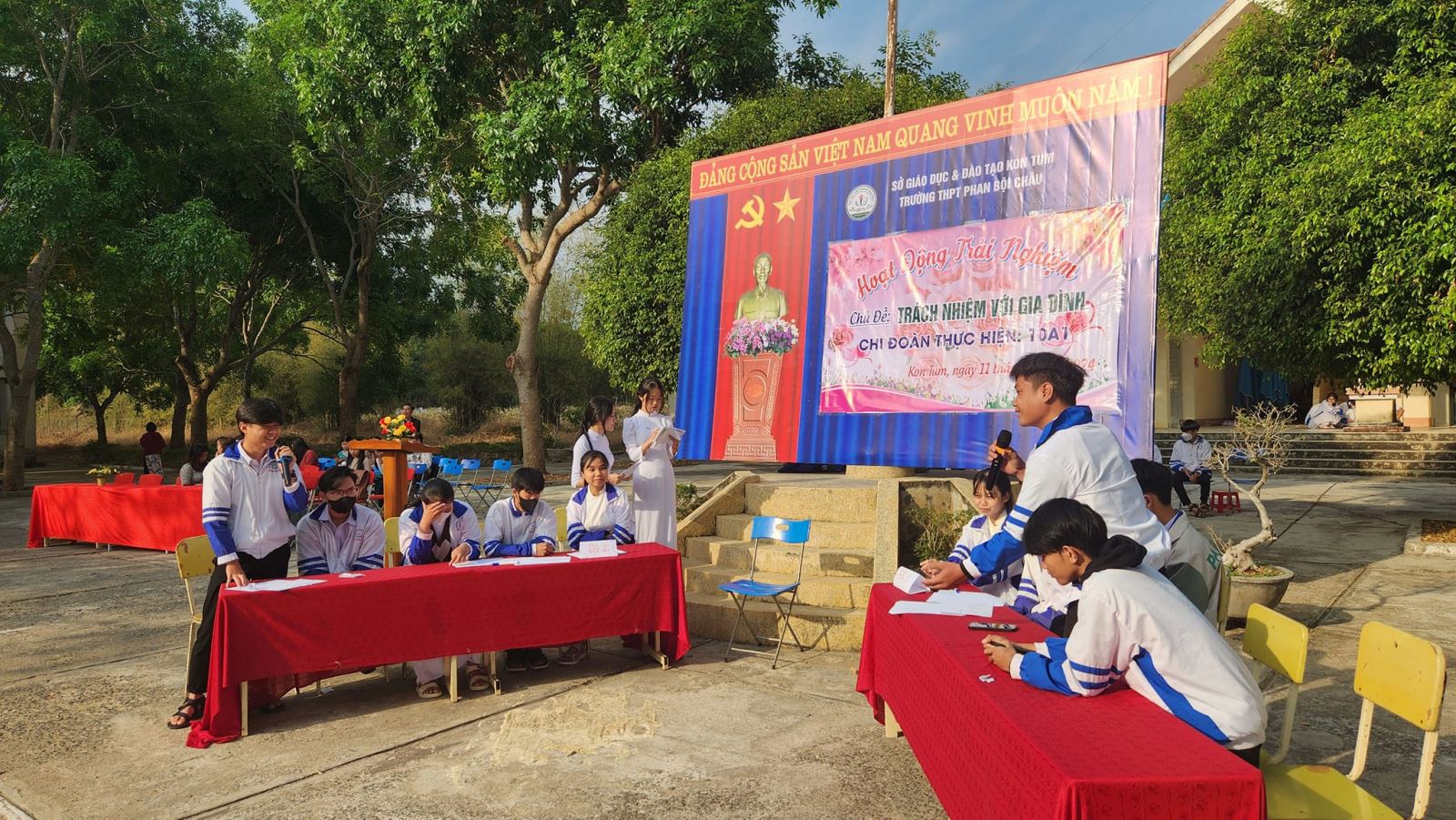 Hoạt động trải nghiệm-4