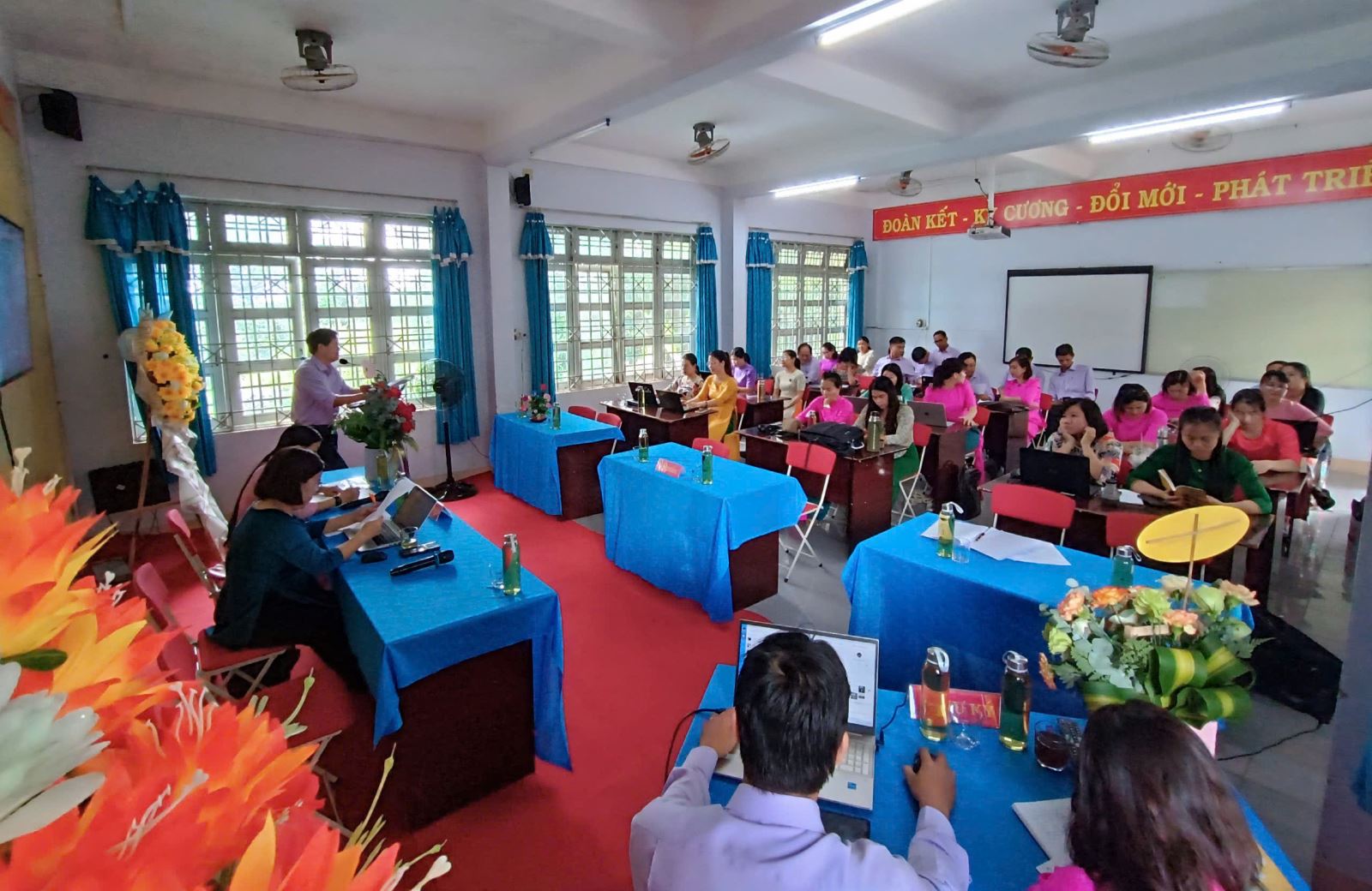 Hội nghị VC-NLĐ