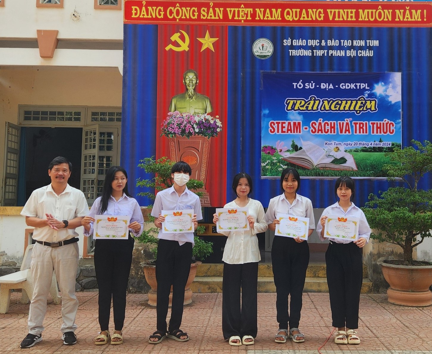 Ngày Sách và Văn hóa đọc năm 2024-8